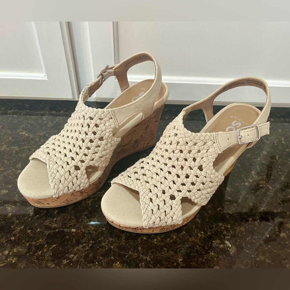 SO Cream Wedge Sandals with Cork Heel